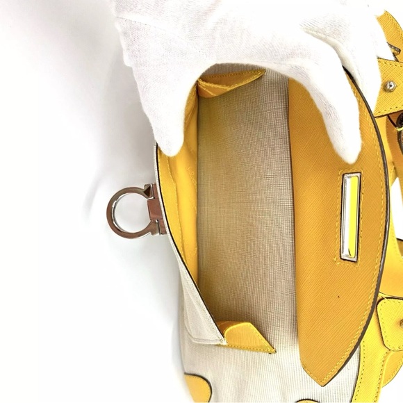 Salvatore Ferragamo Yellow and Cream Shoulder Bag - Picture 9 of 16
